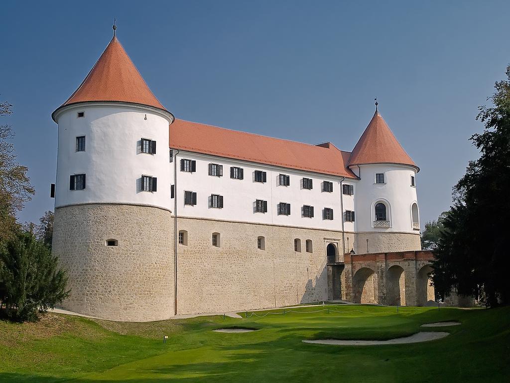 Mokrice Castle Estate Hotel Obrezje Ngoại thất bức ảnh